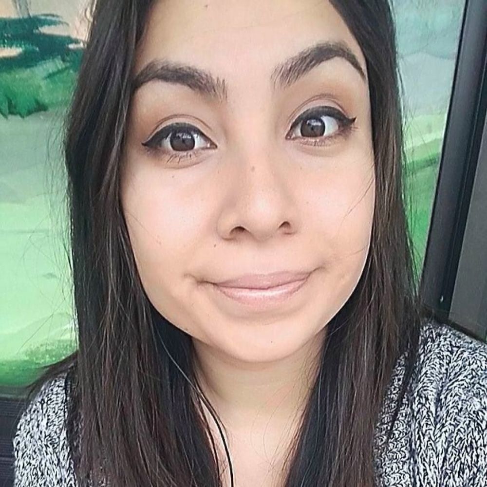 Meet your Posher, Emily